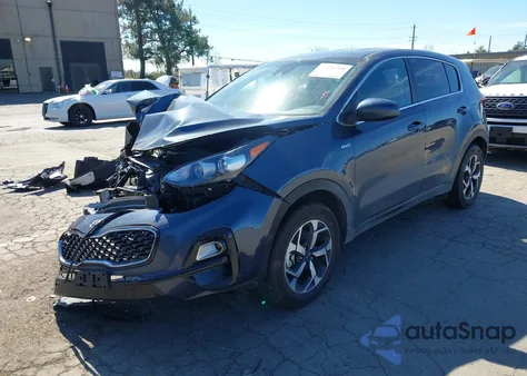 2020 Kia Sportage Lx z USA, uszkodzony, nr VIN KNDPMCAC7L7747491